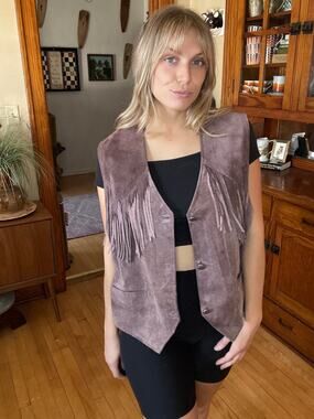 August Max Vest Western 22 Cowhide Fringe Brown Rodeo Country Oakley Cowgirl